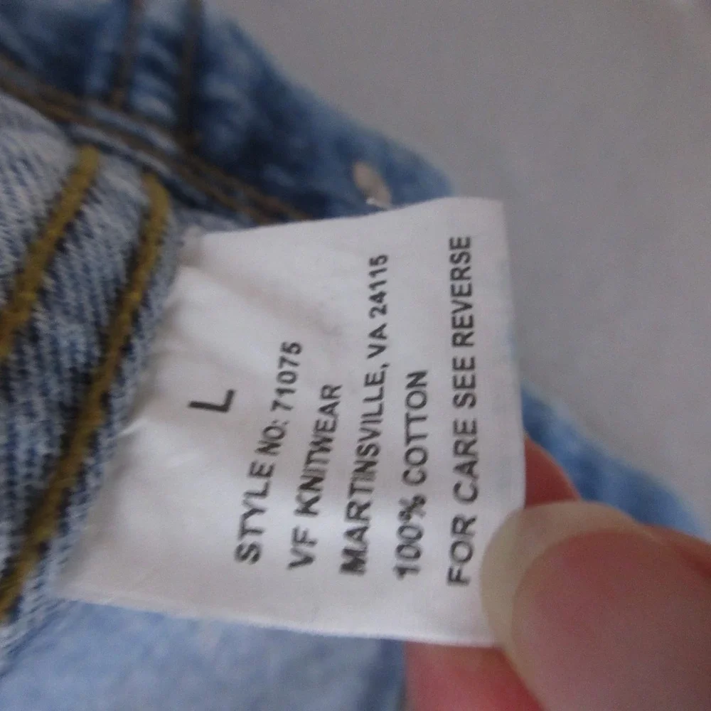 Vintage Lee Denim Jean Jacket Large Farm Aid  Trucker Embroidered Cotton 90s